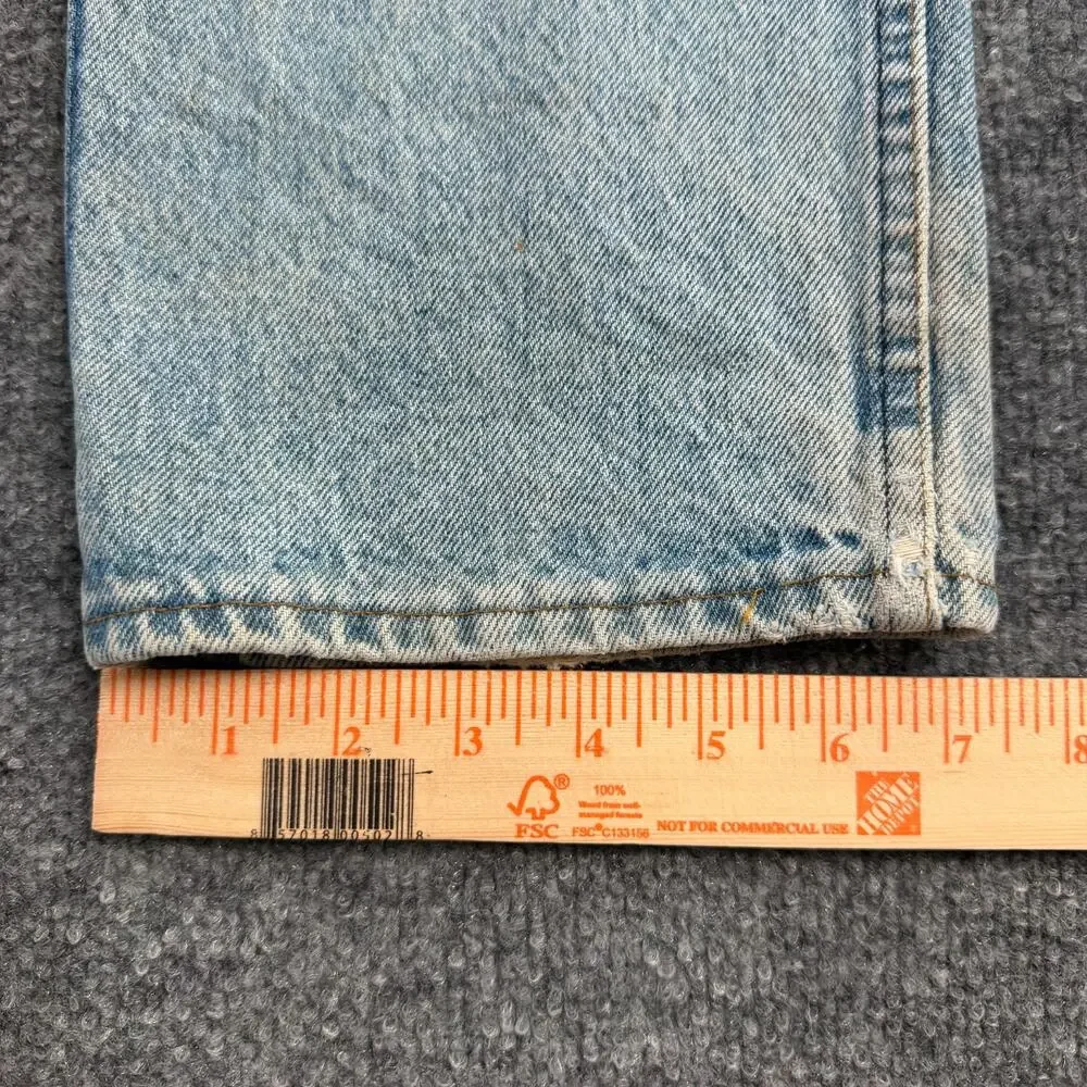 Levis title vintage